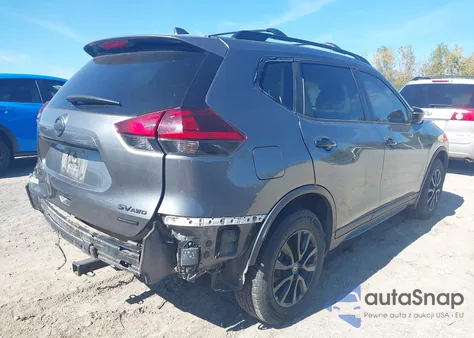2018 Nissan Rogue Sv z USA, uszkodzony, nr VIN 5N1AT2MV6JC813397